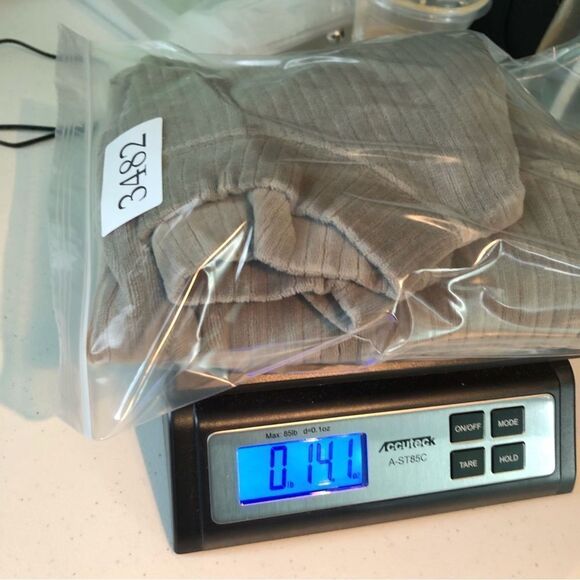 H&M Boxy Sweatshirt Womens Large Green Ribbed Velour Velvet - Picture 9 of 9